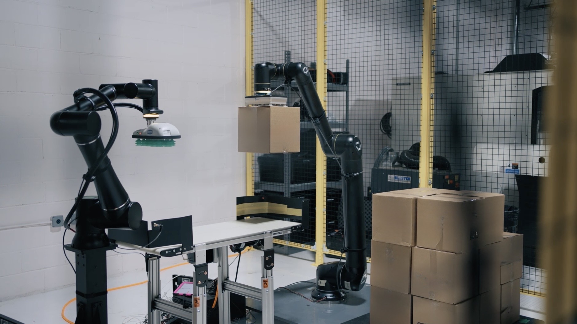 RO3 and RO1 palletizing